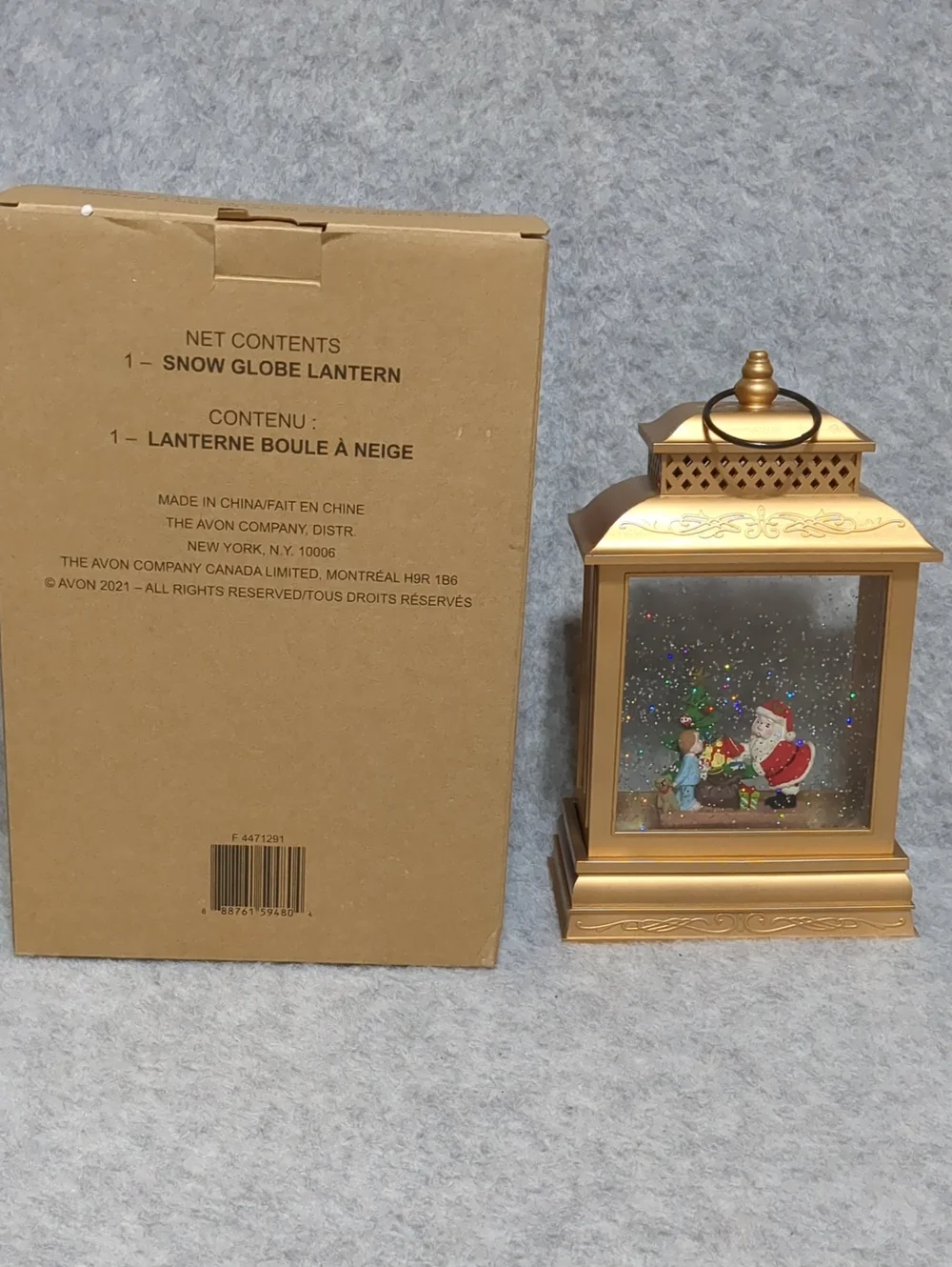2021 Avon Gifts From Santa Snow Globe Lantern NIB